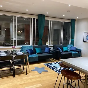 Apartment 3bed 3bath V Pent-apartment, Sheffield